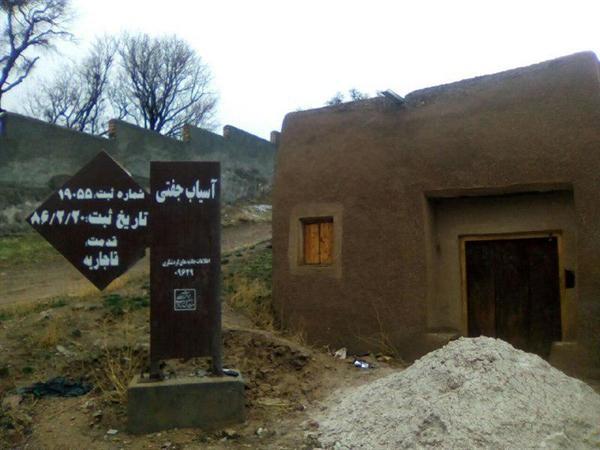 سه بنای تاریخی شهرستان آشتیان احیای کاربری می شوند