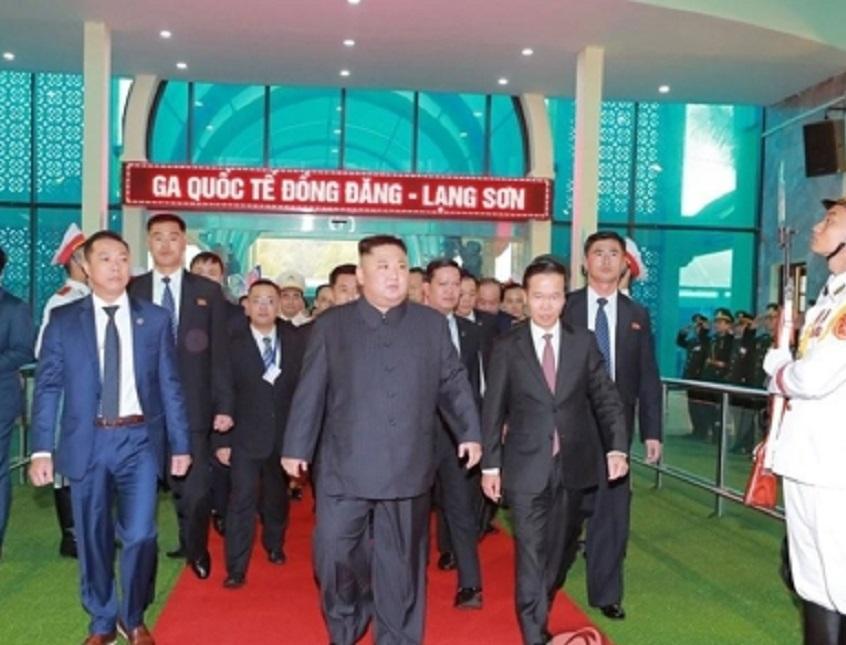 رهبر کره شمالی روز شنبه ویتنام را ترک می نماید