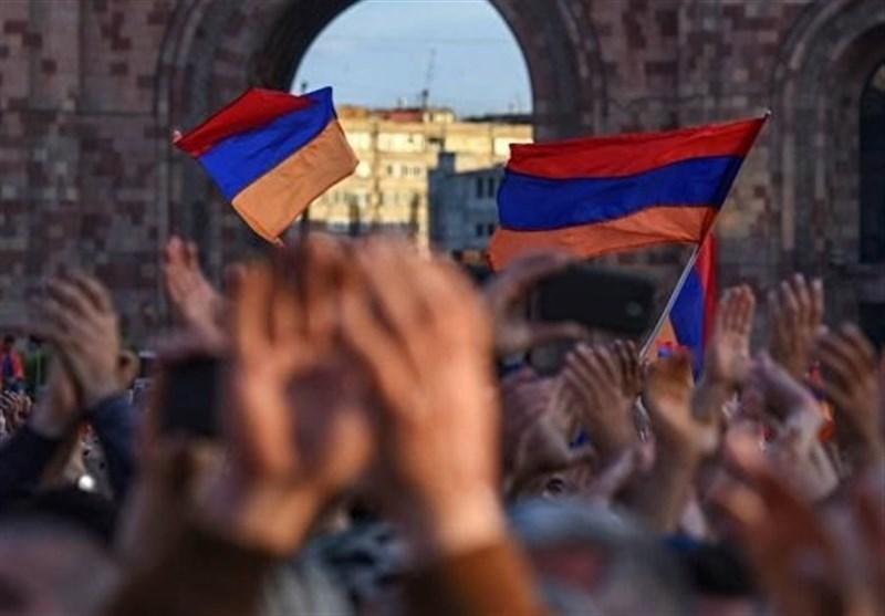 کارشناس روس: صحبت از رفاه در ارمنستان که فساد در آن همه گیر است بی معنی است