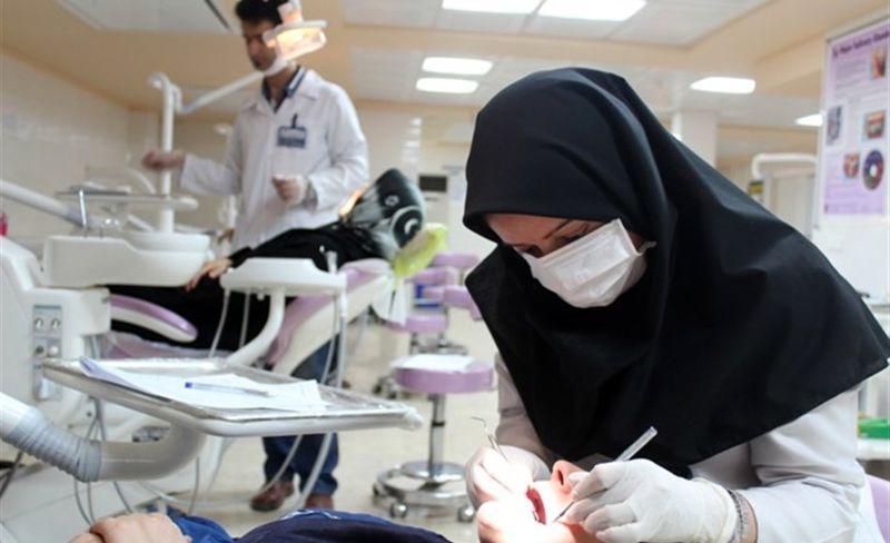 صادقی در مصاحبه با خبرنگار حوزه بهداشت عنوان نمود؛ تهیه آئین نامه راه اندازی بیمارستان دندان پزشکی، تنها 57 خدمت دندان پزشکی با تعرفه دولتی ارائه می گردد