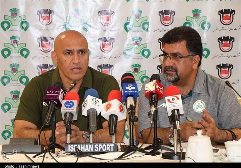 اصفهان، منصوریان: مدیون استقلالم اما ذوب آهن مرا به فوتبال برگرداند، هم ما و هم استقلال فوق العاده کار کرده ایم!