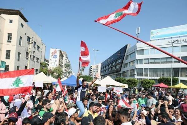 تاکید معترضان لبنانی بر ضرورت تشکیل دولت نجات ملی تاکید معترضان لبنانی بر ضرورت تشکیل دولت نجات ملی