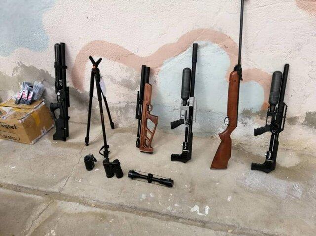 کشف شناور 13 میلیاردی حامل قاچاق در بندر گناوه کشف شناور 13 میلیاردی حامل قاچاق در بندر گناوه