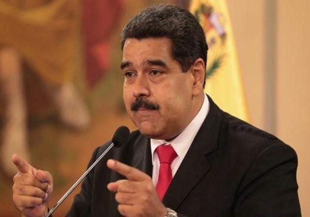 مادورو: سفیر فرانسه در امور داخلی کشور ما دخالت کرد
