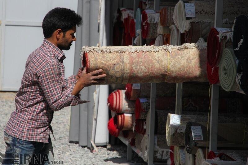 قالی شویی متری چند؟