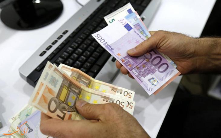 محدودیت ورود اسکناس ارز به ایران برداشته شد! محدودیت ورود اسکناس ارز به ایران برداشته شد!