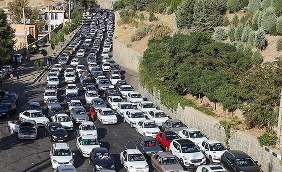 آزادراه کرج-تهران پرترافیک ترین جاده کشور، محدودیت ترافیکی آزادراه کرج-تهران پرترافیک ترین جاده کشور، محدودیت ترافیکی روز 9 خرداد اعلام شد