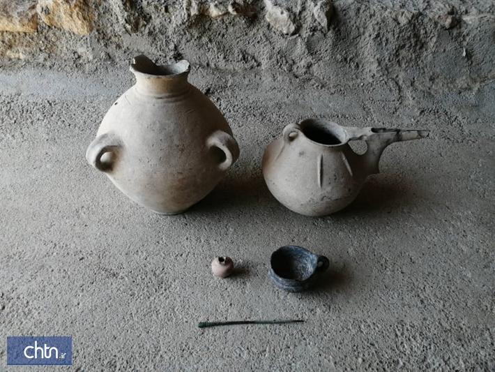 انتقال ظروف سفالی دوره عصر آهن به موزه مردم شناسی مهاباد انتقال ظروف سفالی دوره عصر آهن به موزه مردم شناسی مهاباد