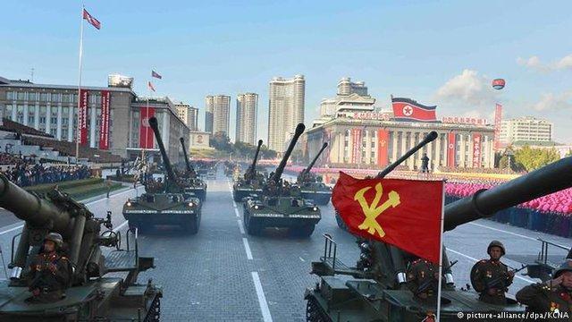 نیروها و خودروهای کره شمالی برای مانوری بزرگ آماده می شوند