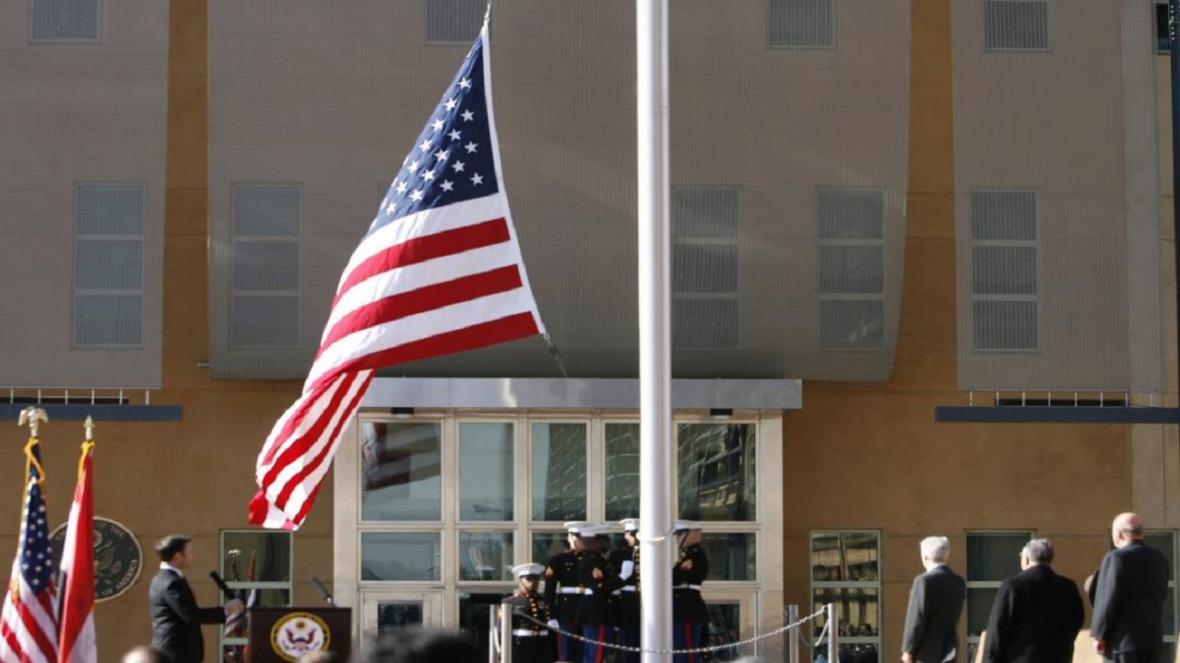 عطوان خطاب به سفیر آمریکا در بغداد: جمع کن برو!
