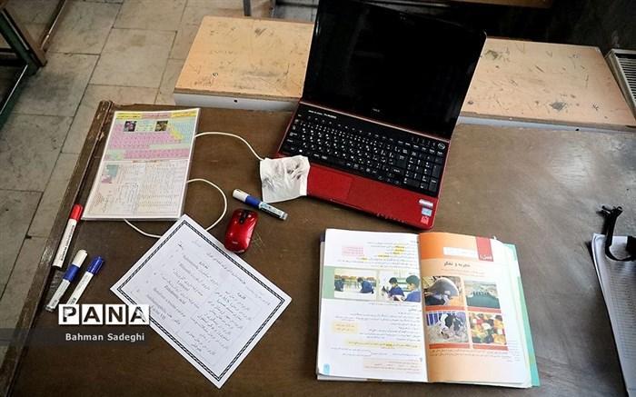 ساعات کلاس های مجازی دانش آموزان چقدر است؟ ساعات کلاس های مجازی دانش آموزان چقدر است؟