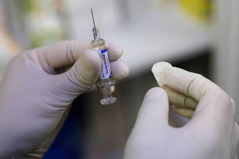 تحویل 200 هزار واکسن آنفلوآنزا به معاونت بهداشت ، بلاتکلیفی 4 میلیون دوز واکسن به دلیل تحریم ها