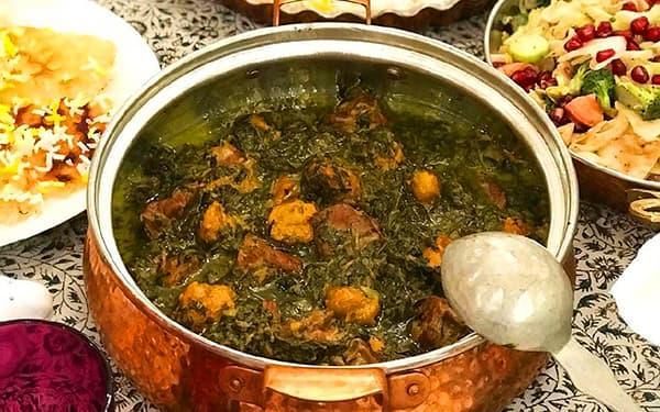 طرز تهیه خورش اسفناج و گوشت طرز تهیه خورش اسفناج و گوشت