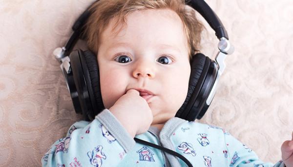 تاثیر موسیقی بر نوزادان و بچه ها خردسال