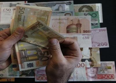 نرخ رسمی یورو و 30 ارز دیگر کاهشی شد