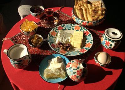 آشنایی با انواع صبحانه در شهرهای مختلف ایران