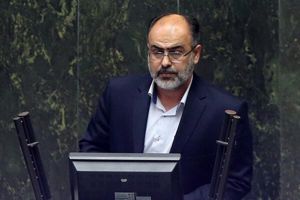 وضعیت خوزستان حاد است، محدودیت تردد به لرستان اعمال شود شرایط خوزستان حاد است، محدودیت تردد به لرستان اعمال گردد