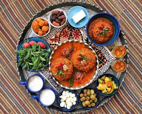 طعم سفره ایرانی را با رادیو تجربه کنید طعم سفره ایرانی را با رادیو تجربه کنید