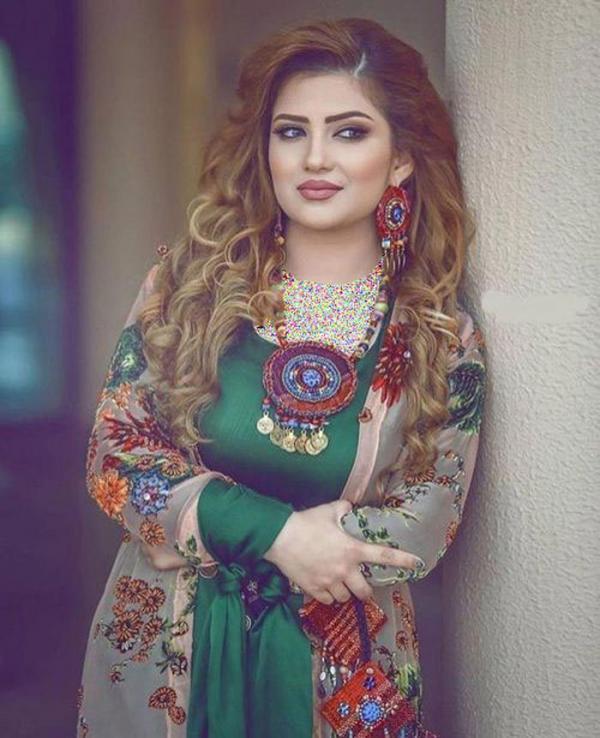 30 مدل لباس کردی جدید، خوشرنگ و زیبا 30 مدل لباس کردی جدید، خوشرنگ و زیبا