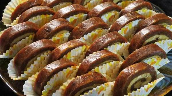 طرز تهیه رولت خرما با بیسکویت پتی بور به 3 روش طرز تهیه رولت خرما با بیسکویت پتی بور به 3 روش