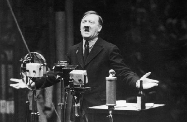 کینه هیتلر از هنر او را دیکتاتور کرد؟