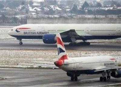 طوفان فرود هواپیماهای مسافربری در فرودگاه لندن را با چالش روبرو کرد
