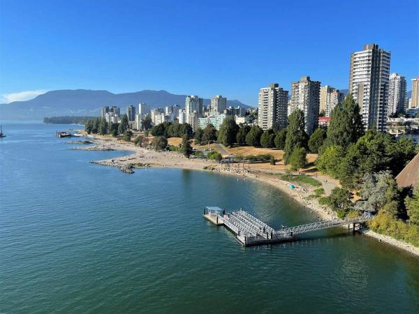 Sunset Beach Vancouver ساحل غروب آفتاب ونکوور: واحه شهری در قلب خلیج انگلیسی